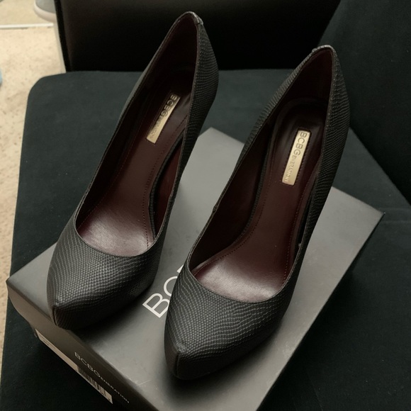 bcbgeneration parade platform pumps